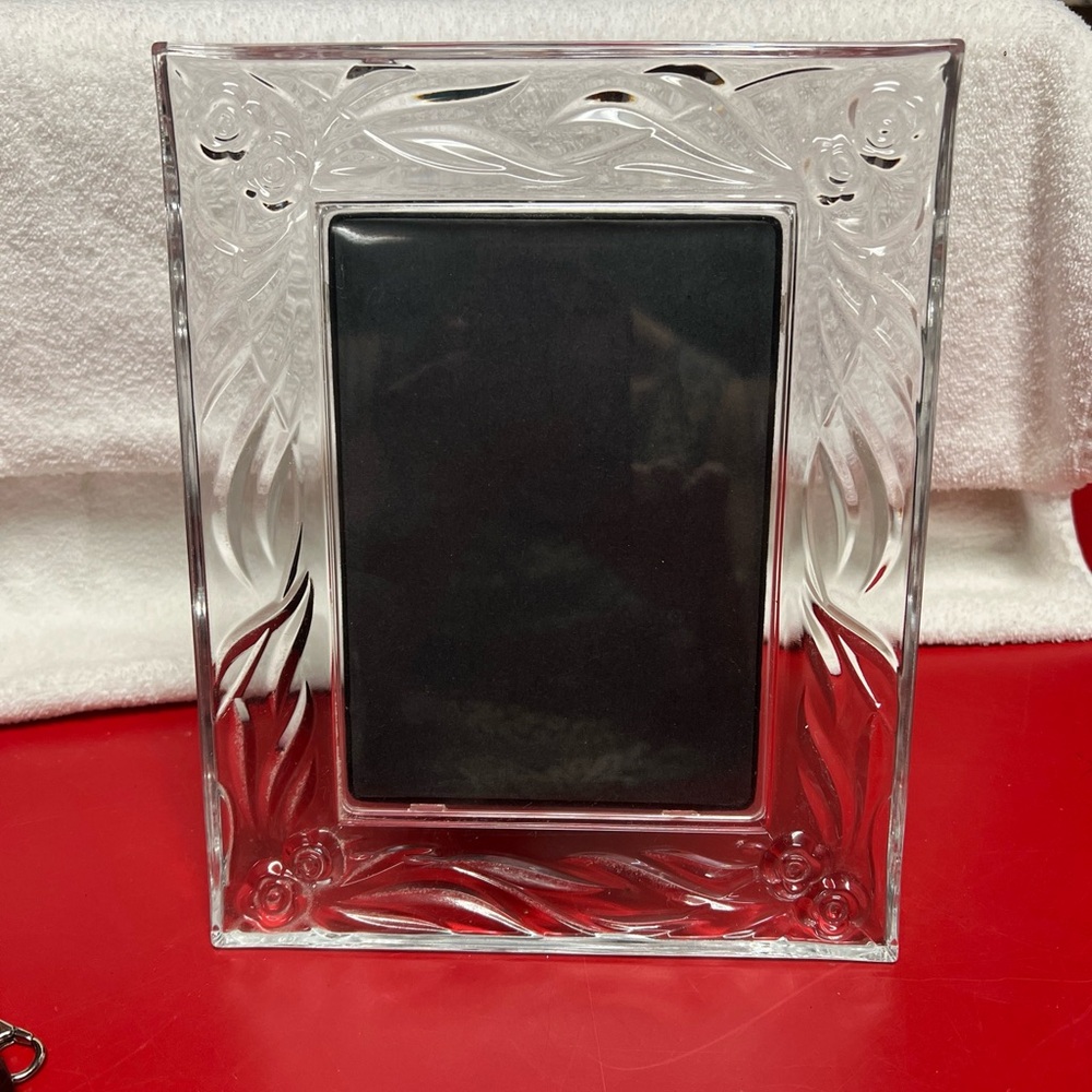 Princess house Crystal photo frame holds 5 x 7 Item 867
